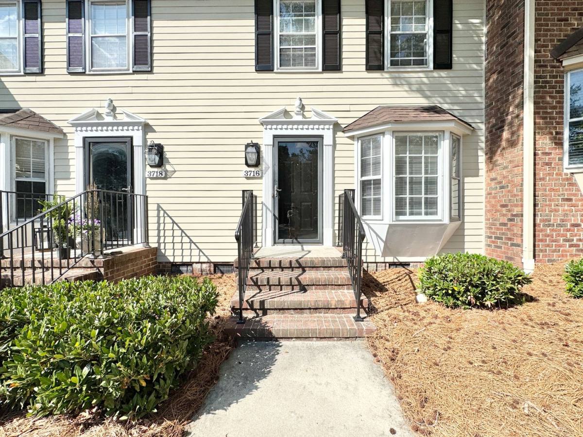 Townhouse for rent at 3716 Greenes Crossing, Greensboro, NC 27410