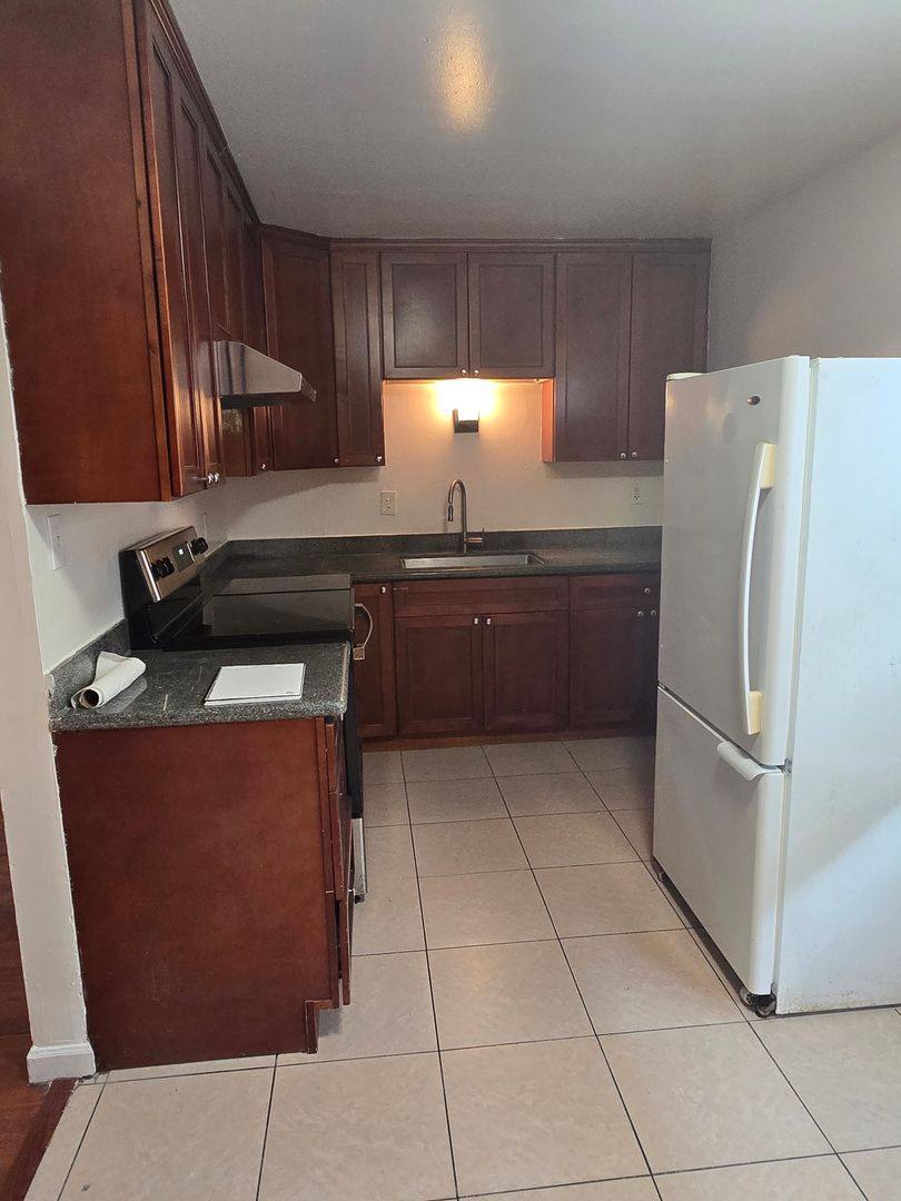 Apartment for rent at 2341 21st St, San Pablo, CA 94806
