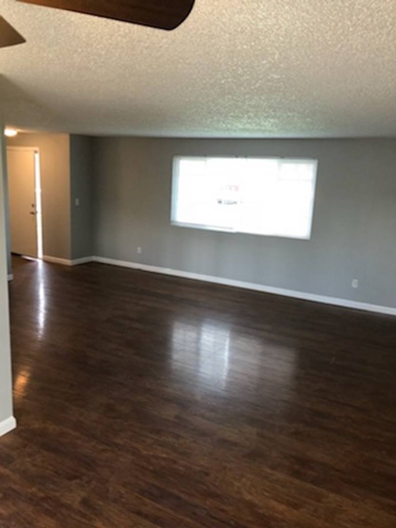 Apartment for rent at 5001 Pacific Blvd Sw, Office, Albany, OR 97321
