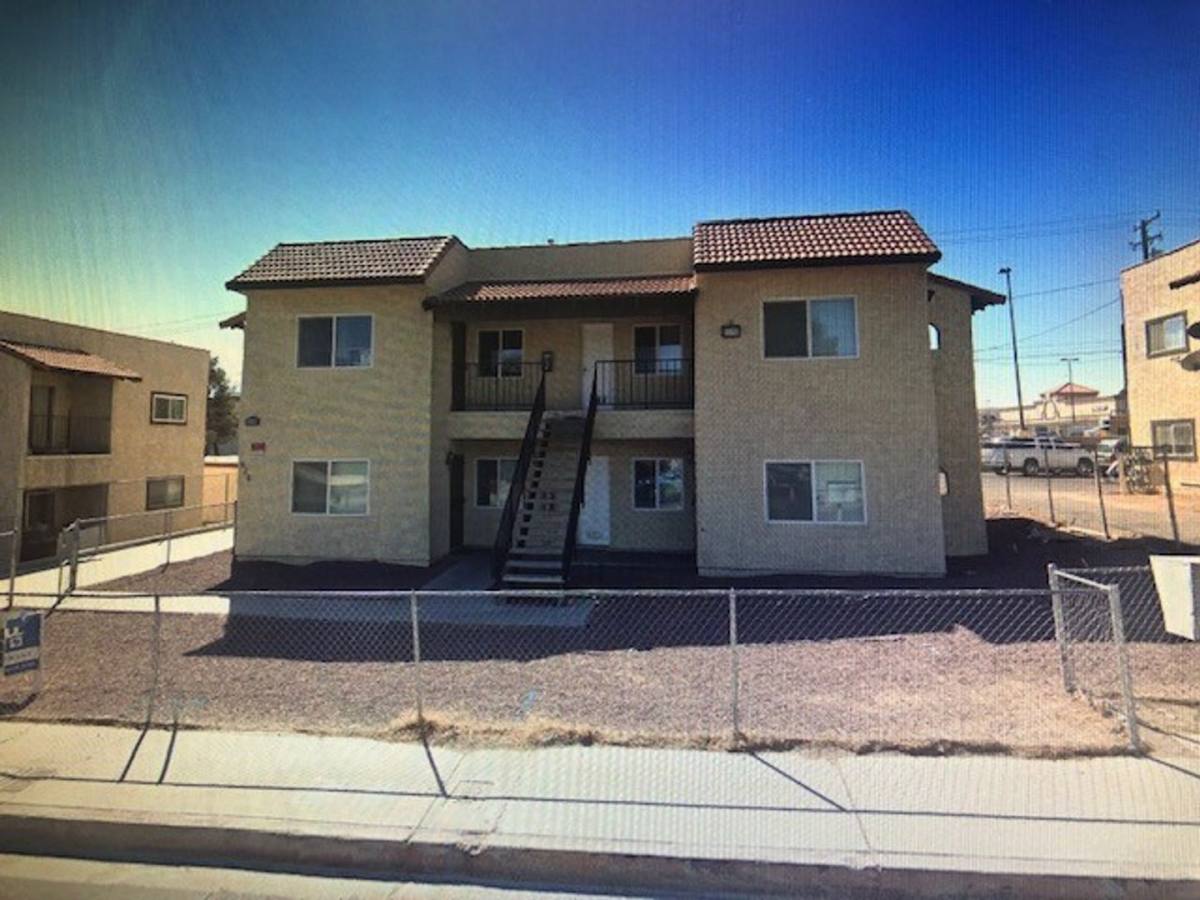 Apartment for rent at 628 E Virginia Way, Barstow, CA 92311