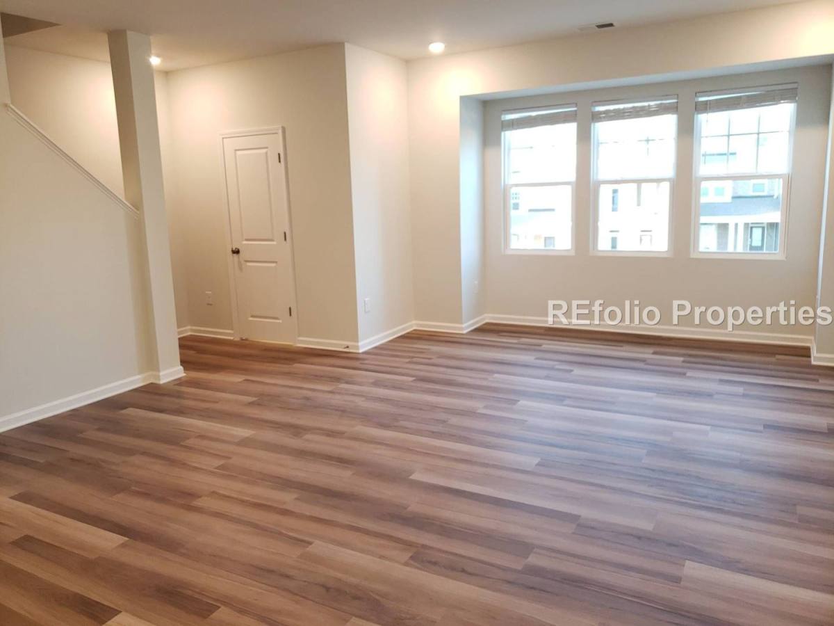 Townhouse for rent at 2927 Great Lawn Rd, Apex, NC 27502