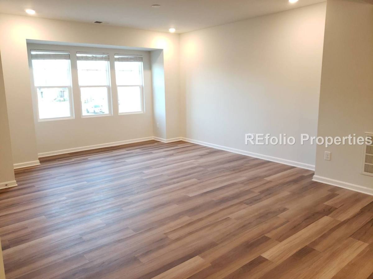 Townhouse for rent at 2927 Great Lawn Rd, Apex, NC 27502
