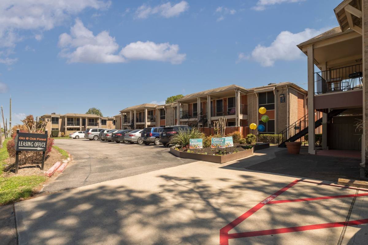 Apartment for rent at 3130 Mangum Rd, Houston, TX 77092
