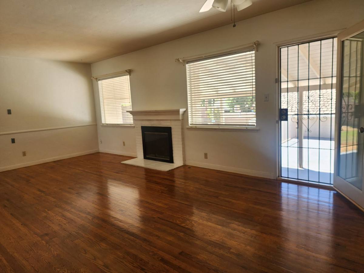 House for rent at 1309 Telegraph Ave, Bakersfield, CA 93305