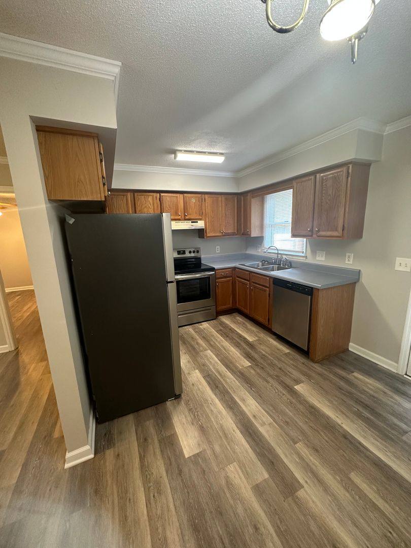 Apartment for rent at 1130 Sloan St, Murfreesboro, TN 37130