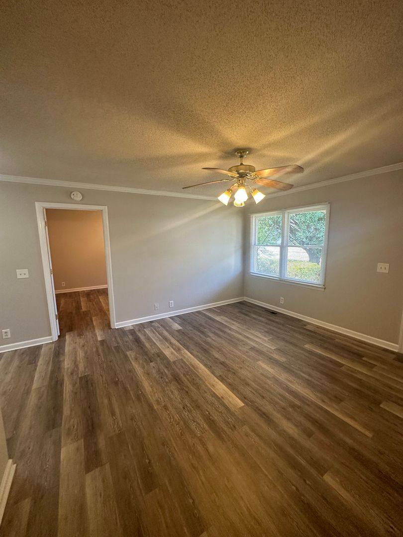 Apartment for rent at 1130 Sloan St, Murfreesboro, TN 37130