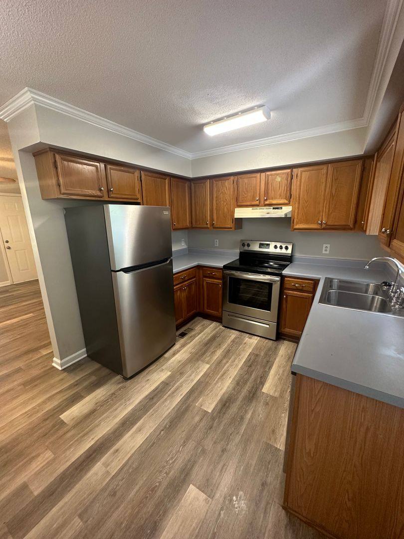 Apartment for rent at 1130 Sloan St, Murfreesboro, TN 37130