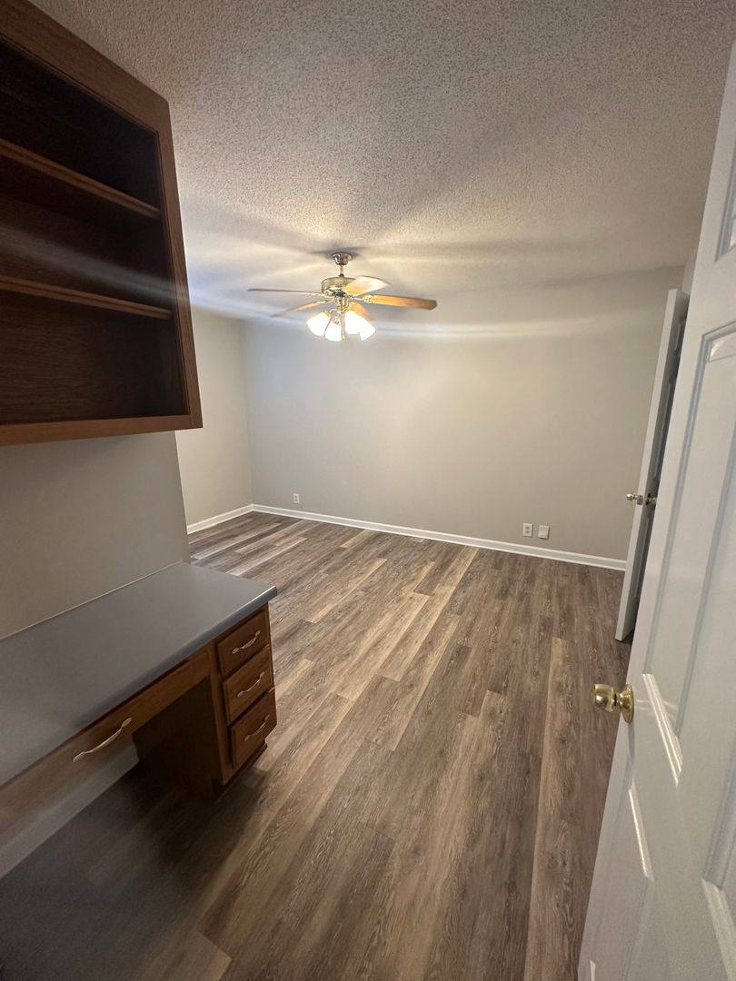 Apartment for rent at 1130 Sloan St, Murfreesboro, TN 37130