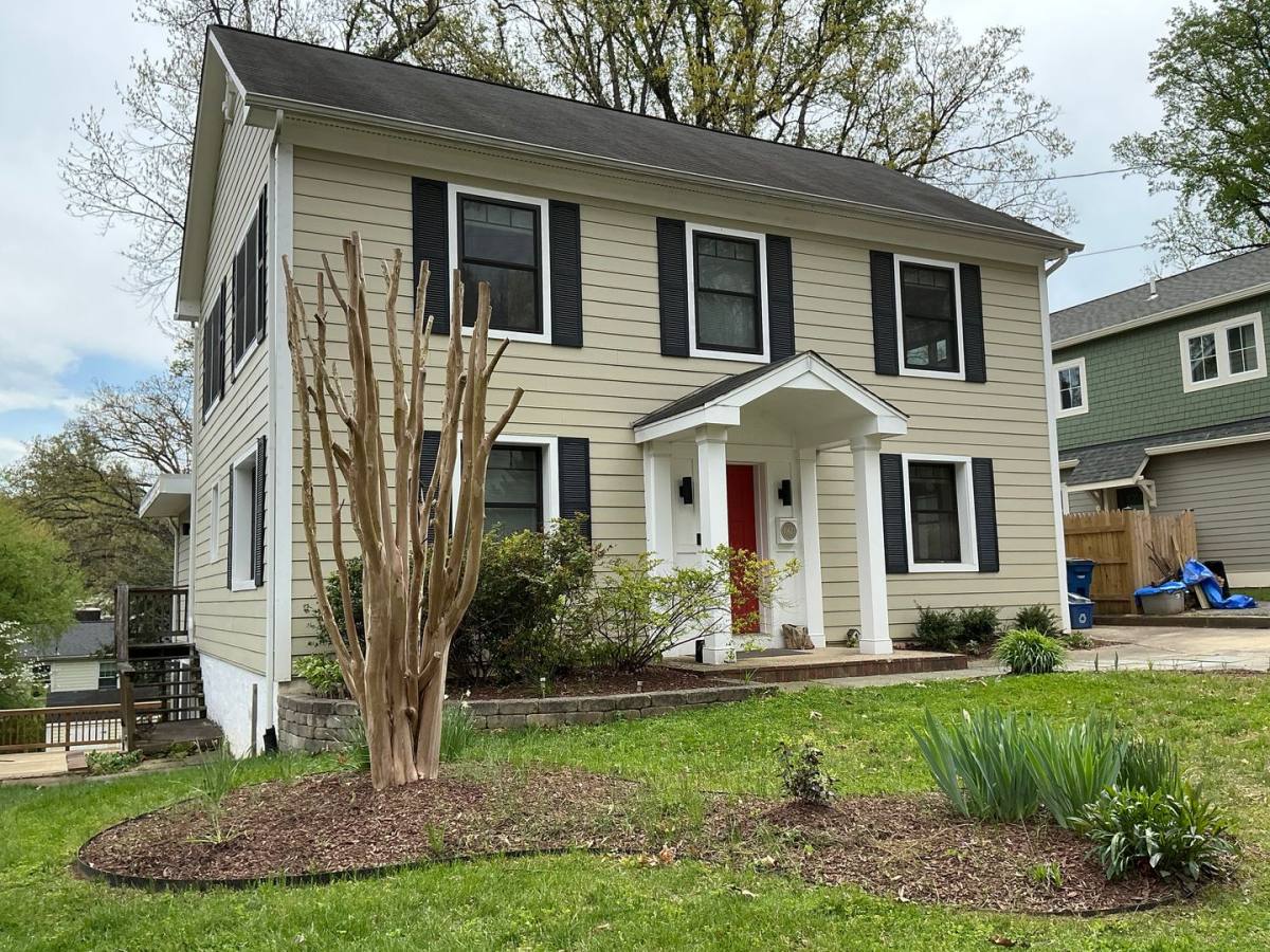 House for rent at 10623 S Dunmoor Dr, Silver Spring, MD 20901
