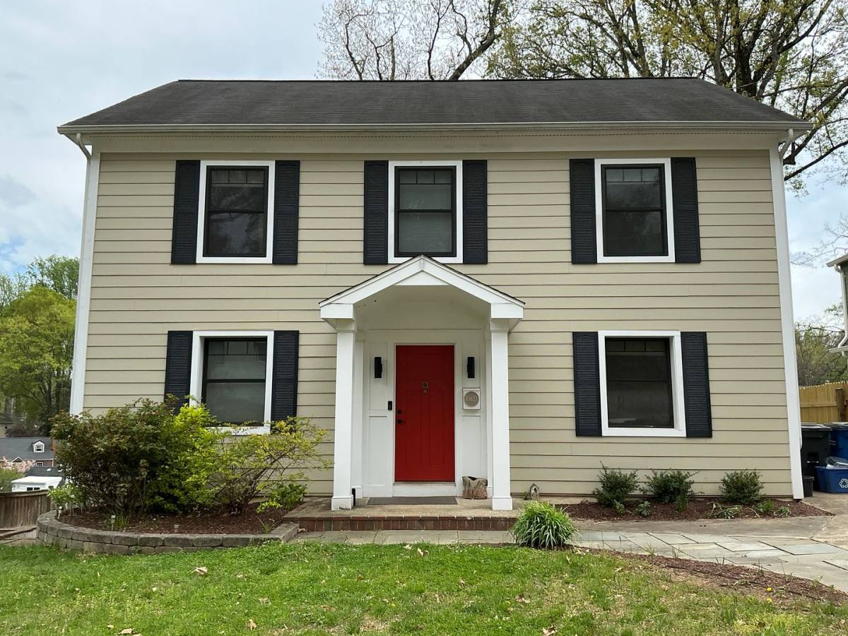 House for rent at 10623 S Dunmoor Dr, Silver Spring, MD 20901