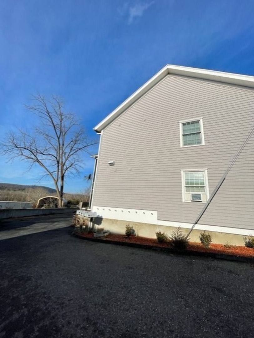Apartment for rent at 127-133 Railroad St, New Milford, CT 06776