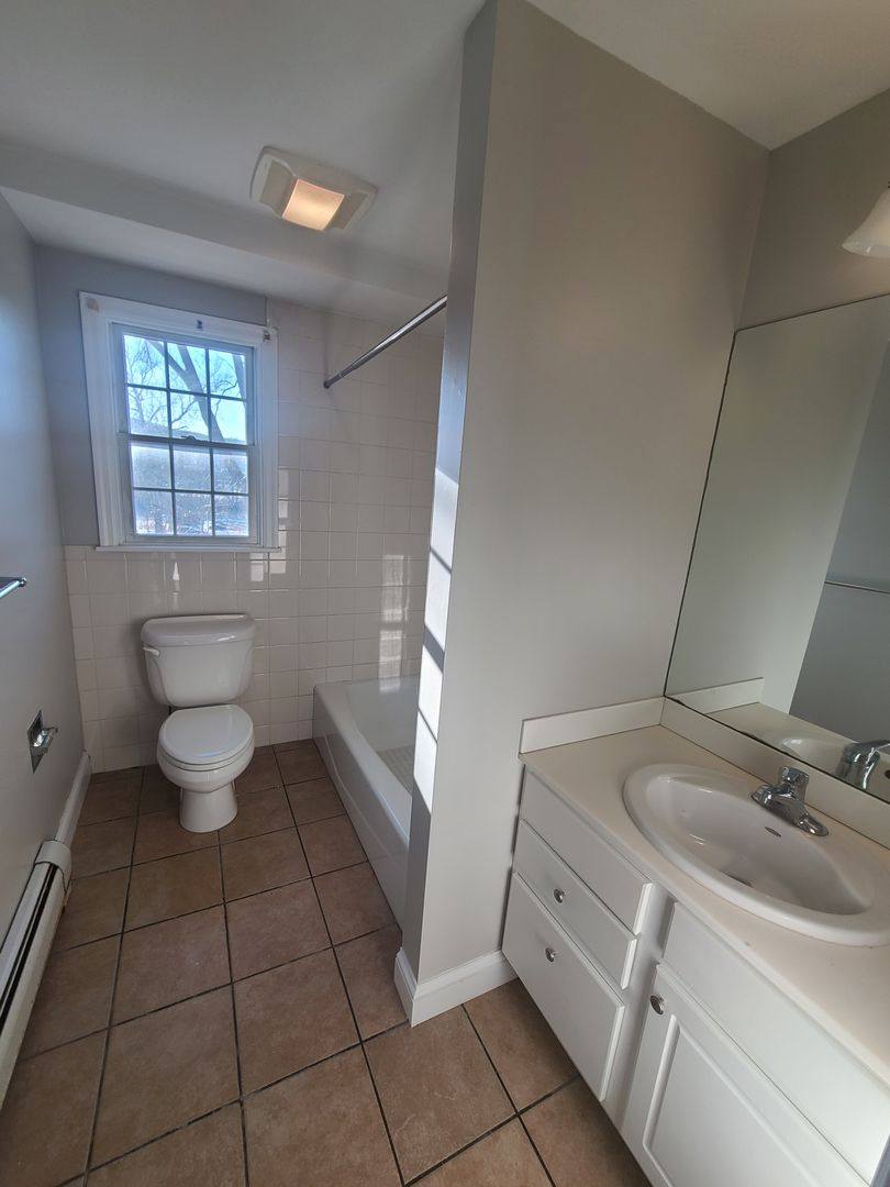 Apartment for rent at 127-133 Railroad St, New Milford, CT 06776