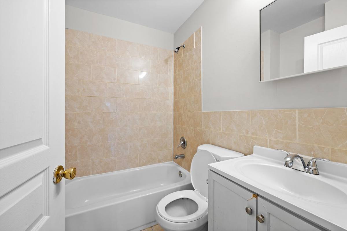 Apartment for rent at 5701 N 17th St, Philadelphia, PA 19141