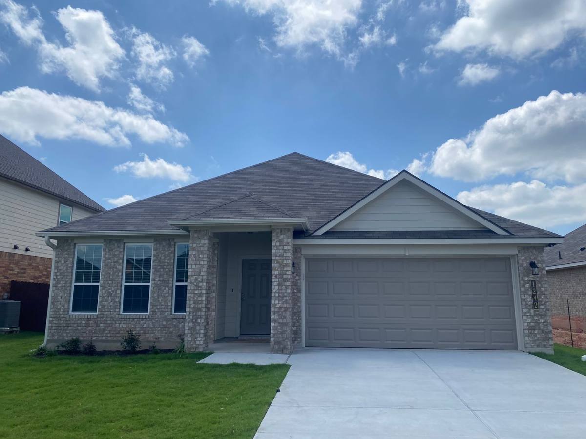 House for rent at 1242 Dowdy Dr, Belton, TX 76513