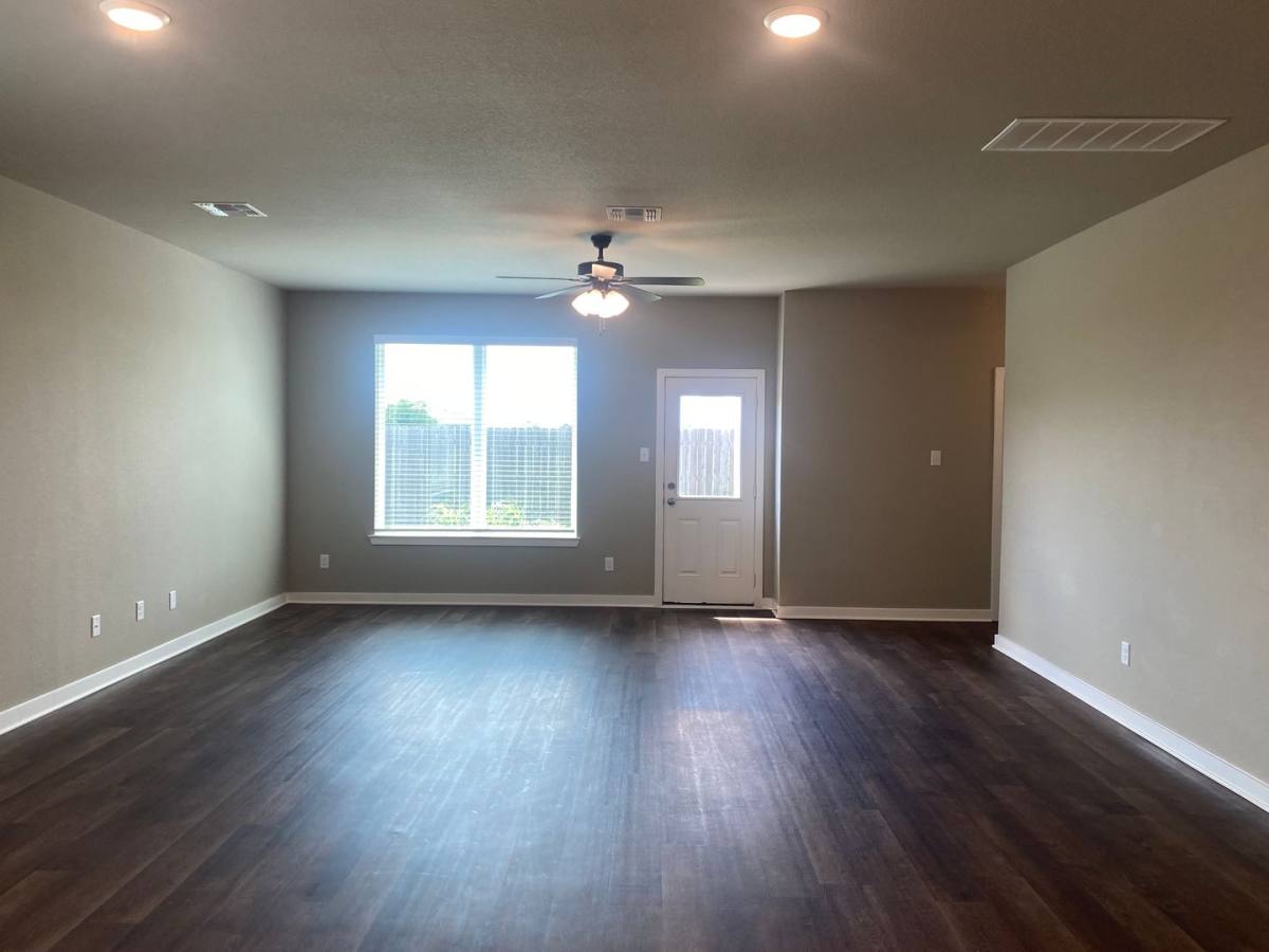 House for rent at 1242 Dowdy Dr, Belton, TX 76513