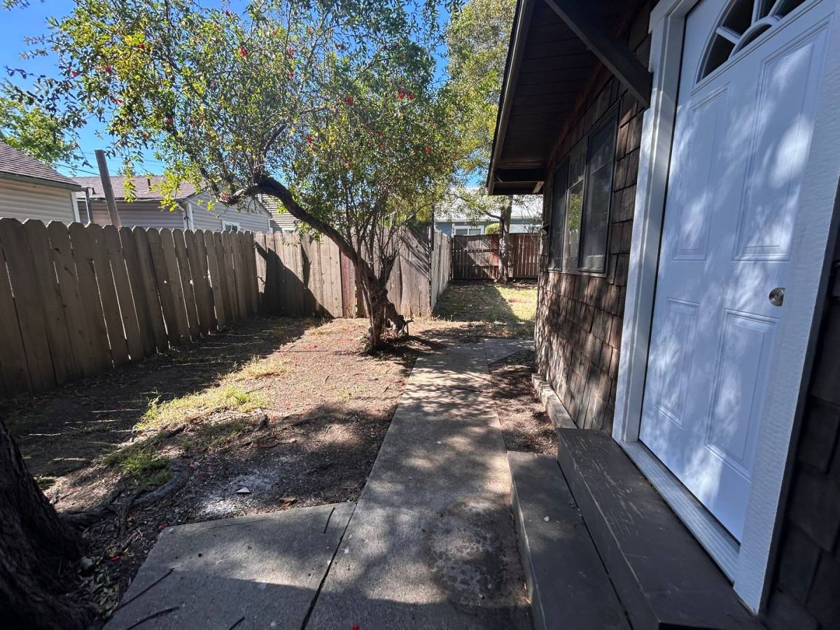 Apartment for rent at 1212-20 Fredericks 390 Hathway, San Luis Obispo, CA 93401