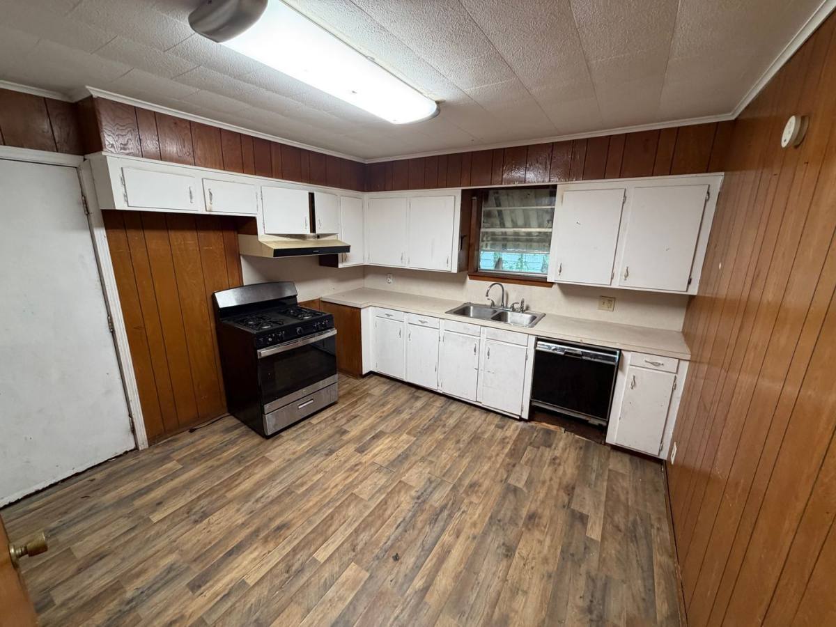 House for rent at 2531 Drexel St, Shreveport, LA 71108