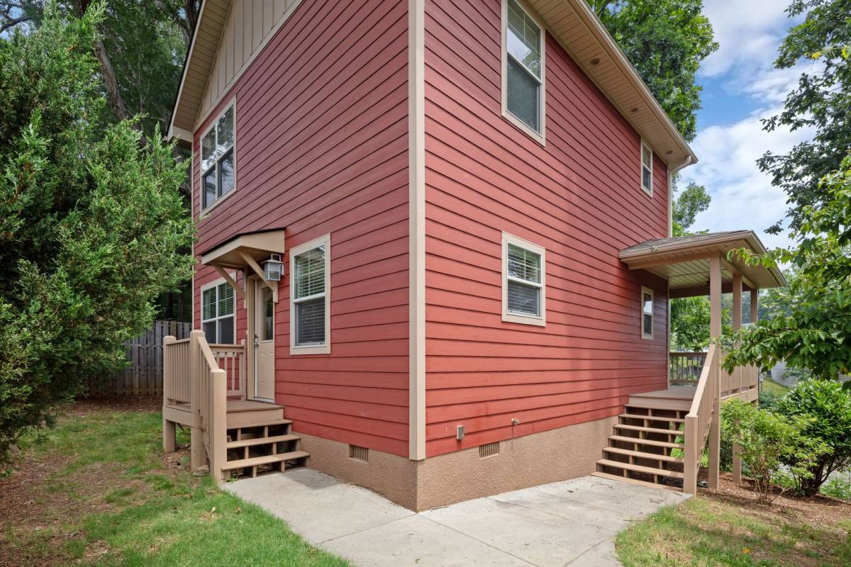 House for rent at 8 Thurland Ave, Asheville, NC 28803
