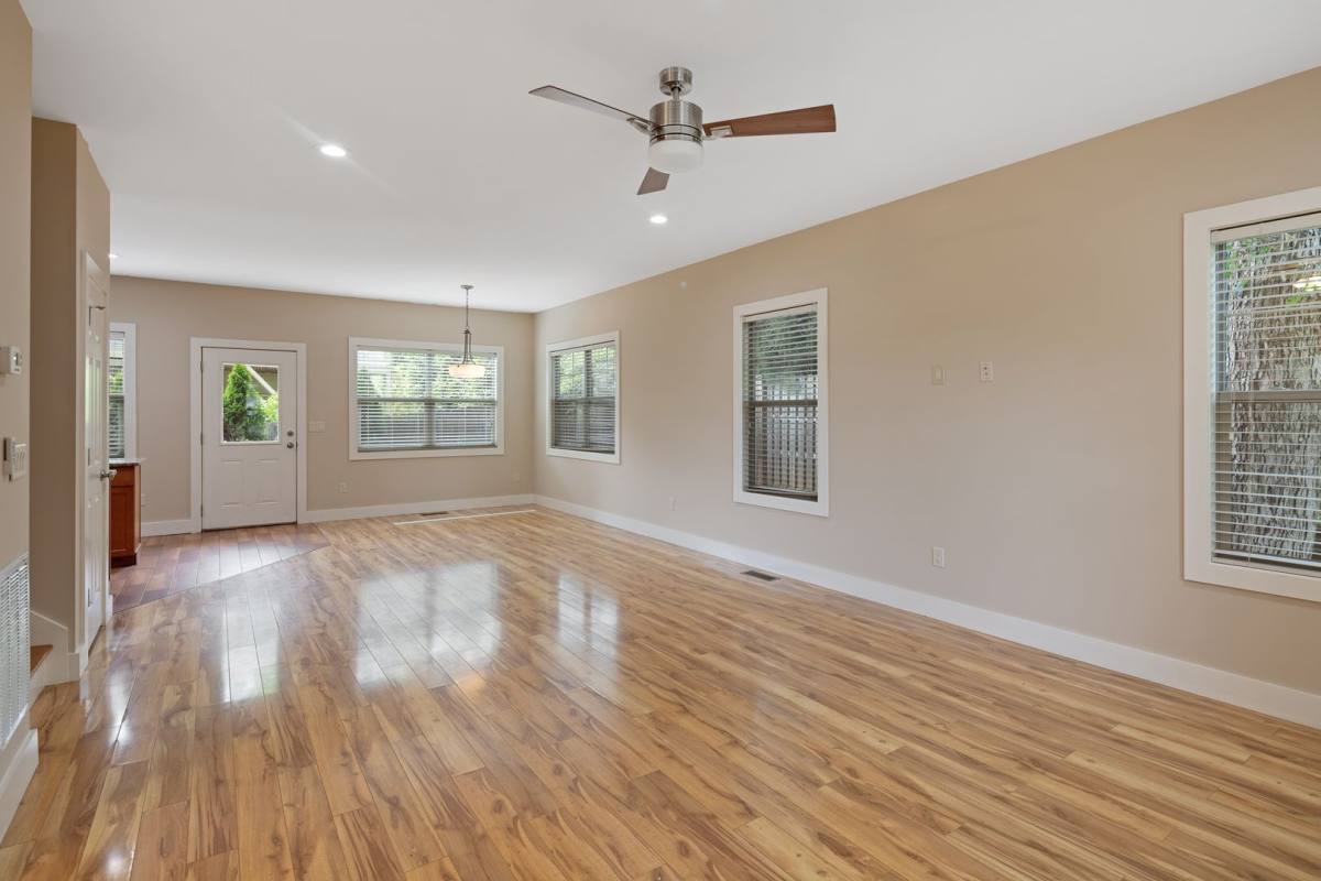 House for rent at 8 Thurland Ave, Asheville, NC 28803