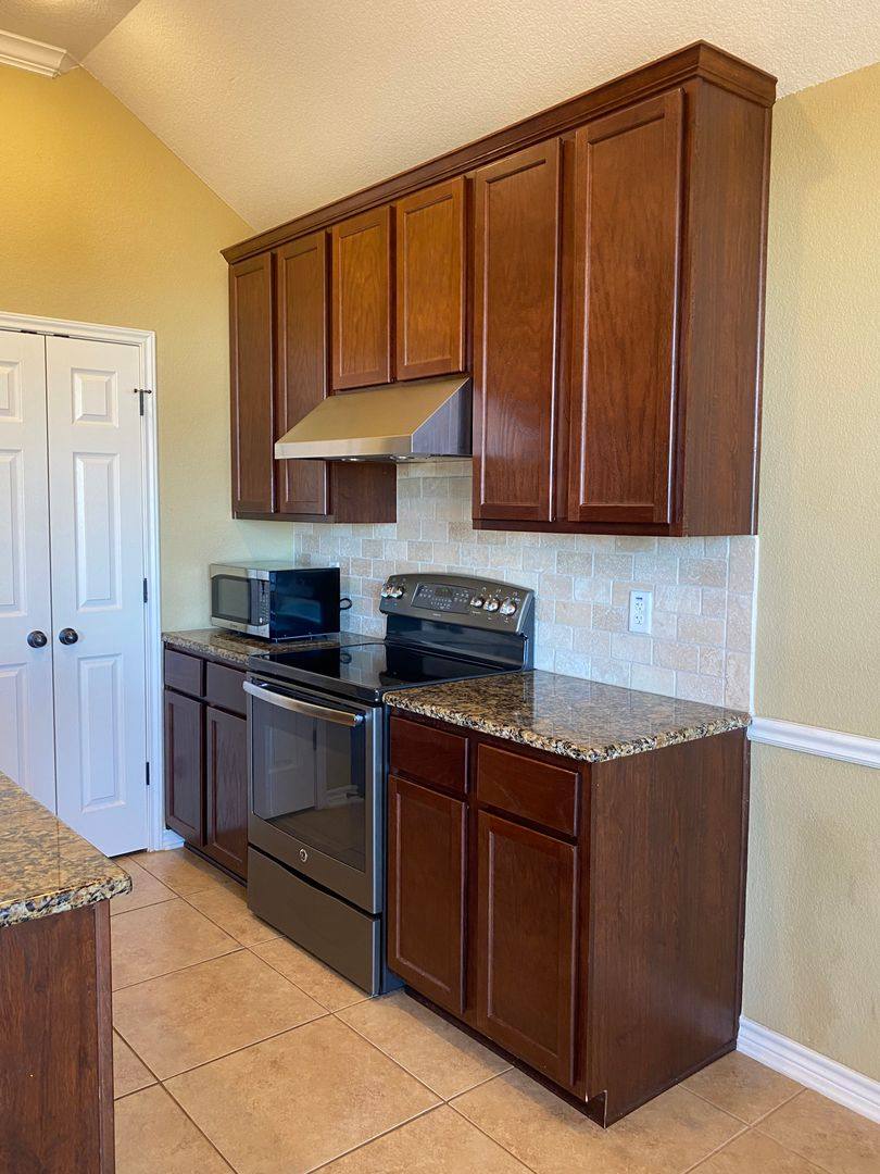 House for rent at 716 Copper Ridge Loop, Temple, TX 76502