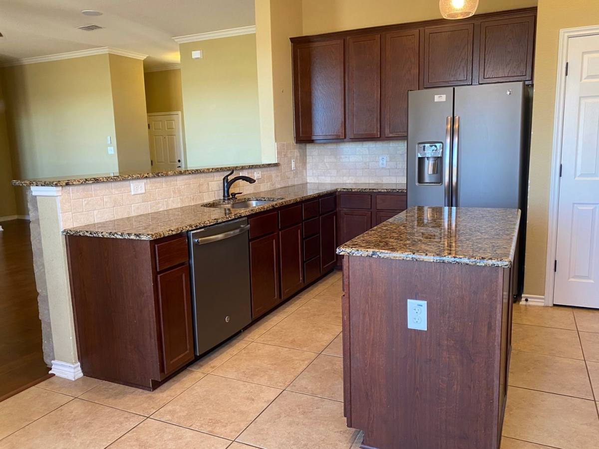 House for rent at 716 Copper Ridge Loop, Temple, TX 76502