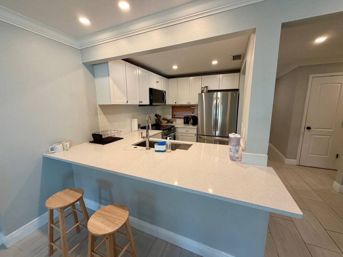 Townhouse for rent at 2416 W Chicago Ave, Tampa, FL 33629