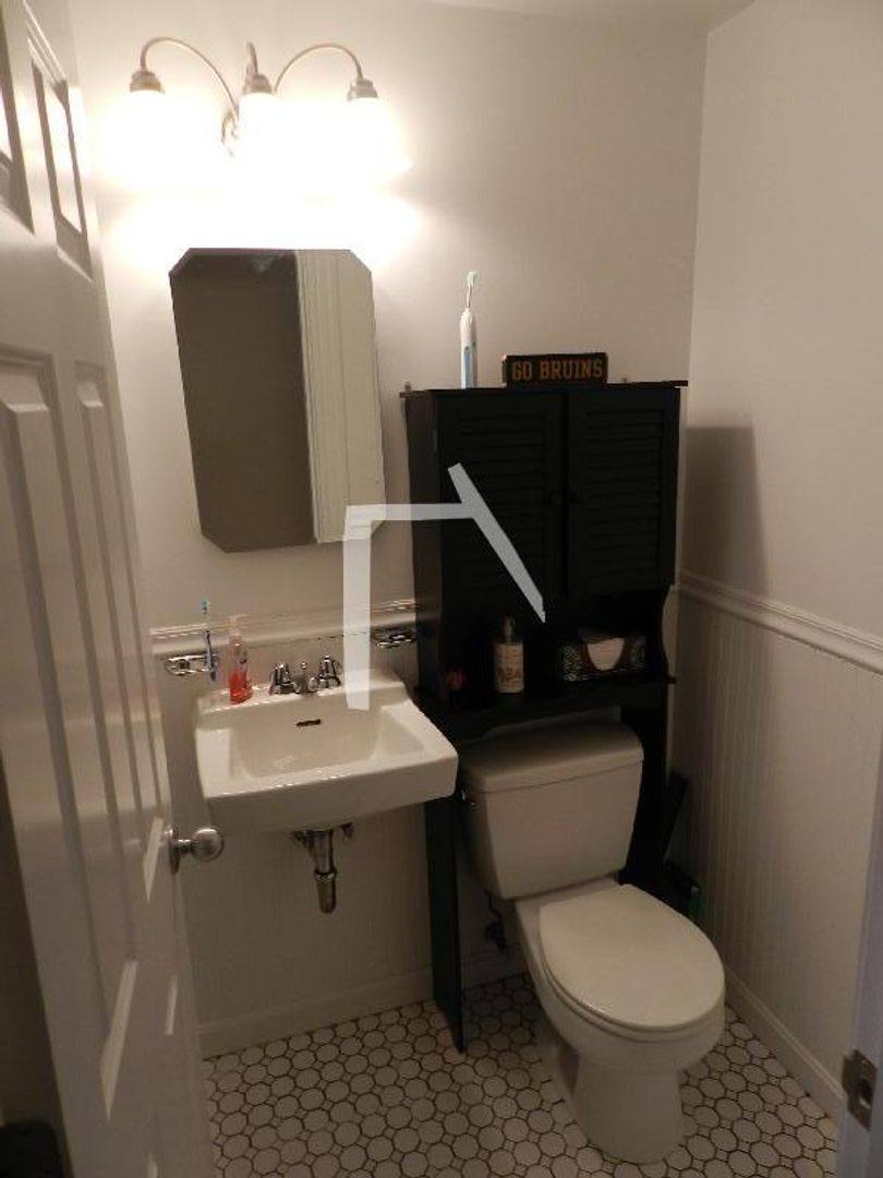 Apartment for rent at 1942 Beacon St #1E, Brighton, MA 02135