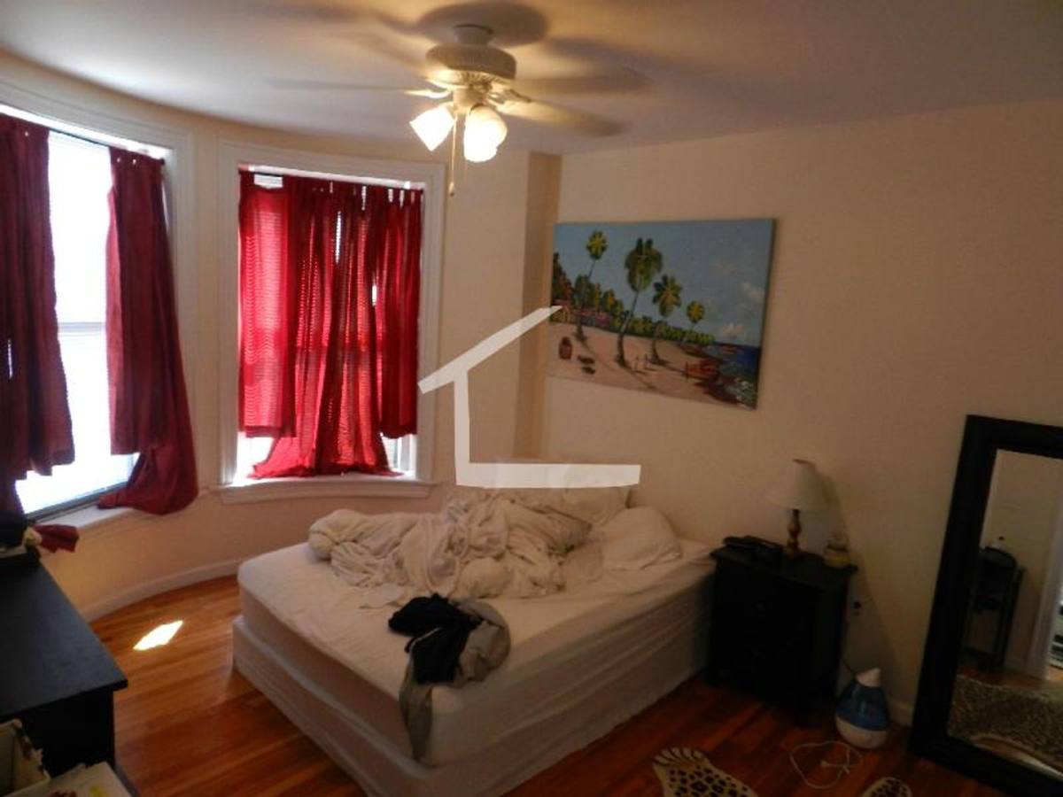Apartment for rent at 1942 Beacon St #1E, Brighton, MA 02135