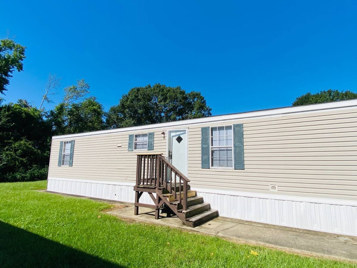 Apartment for rent at 280 Gulino St, Opelousas, LA 70570