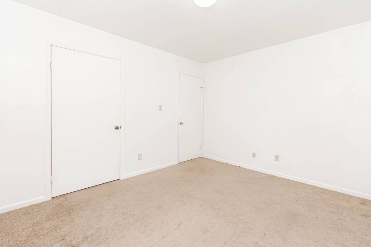 Apartment for rent at 1110 Chapel St, Norfolk, VA 23505