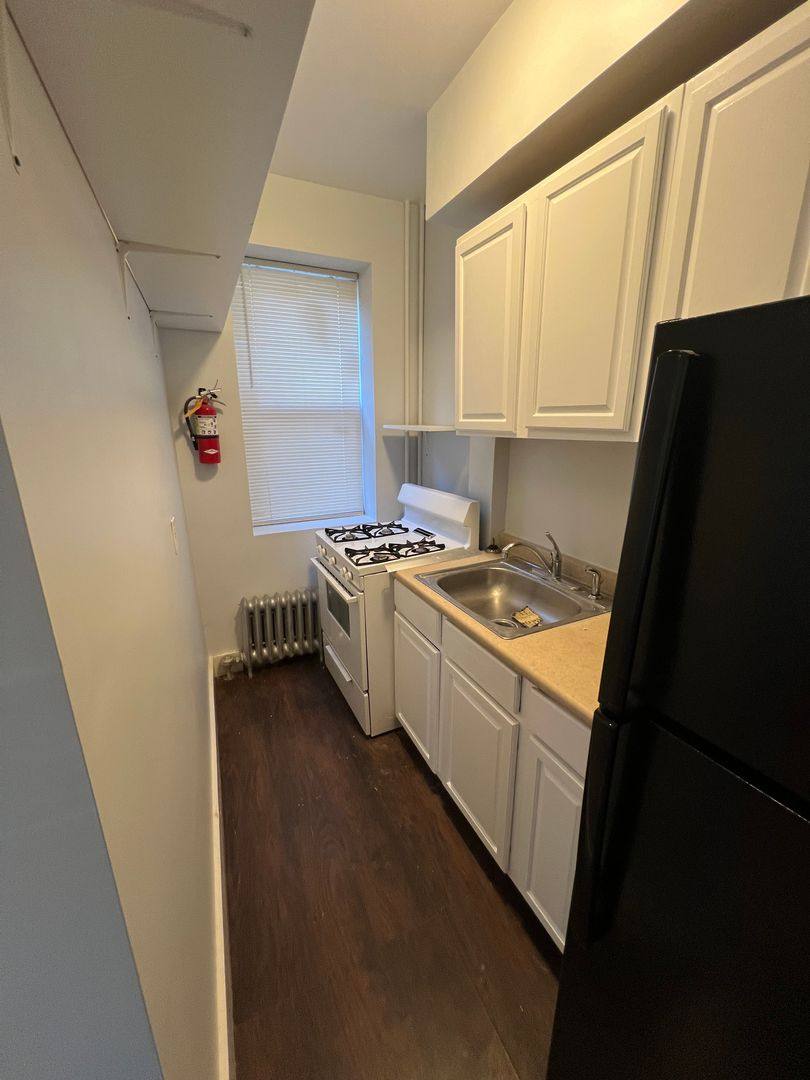 Apartment for rent at 77-83 N 4th St, Easton, PA 18042