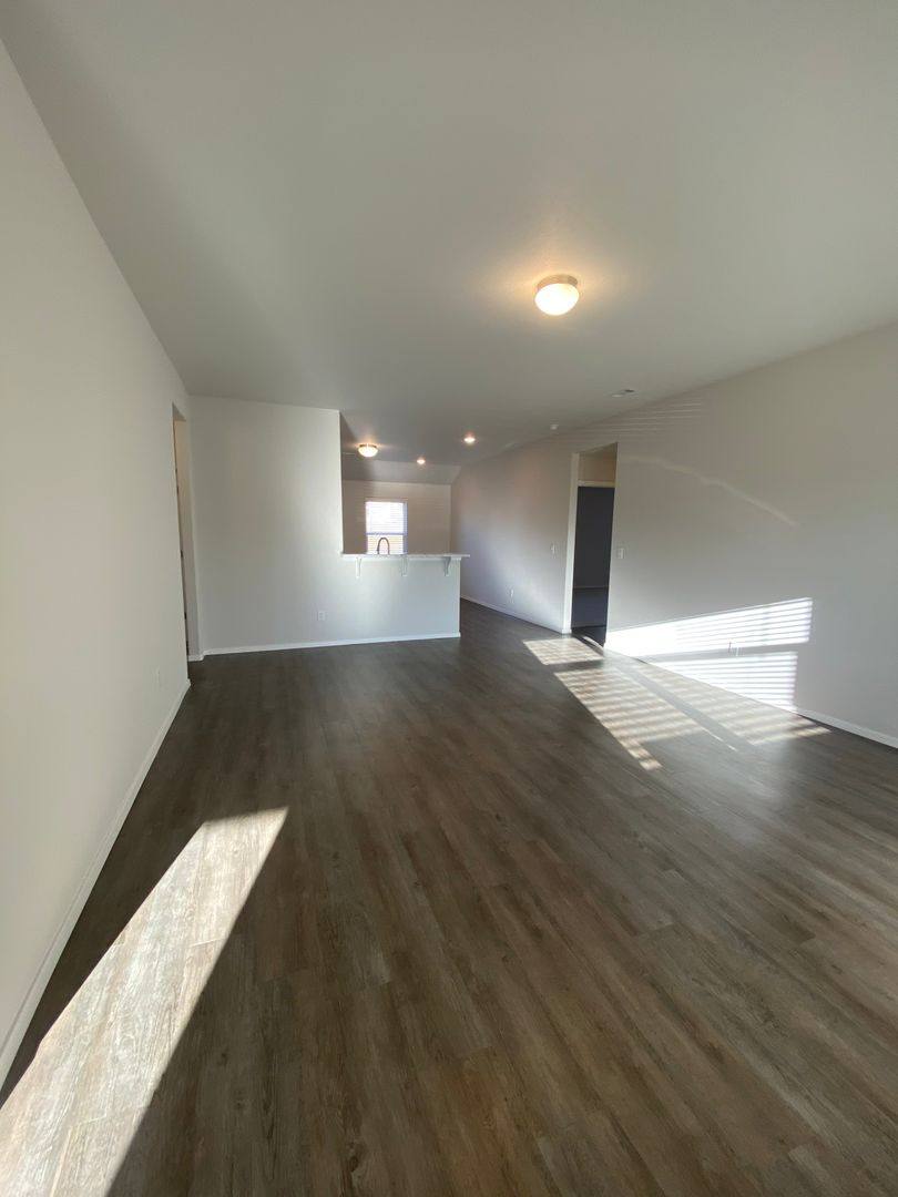House for rent at 117 Cooper St, Huntsville, AR 72740