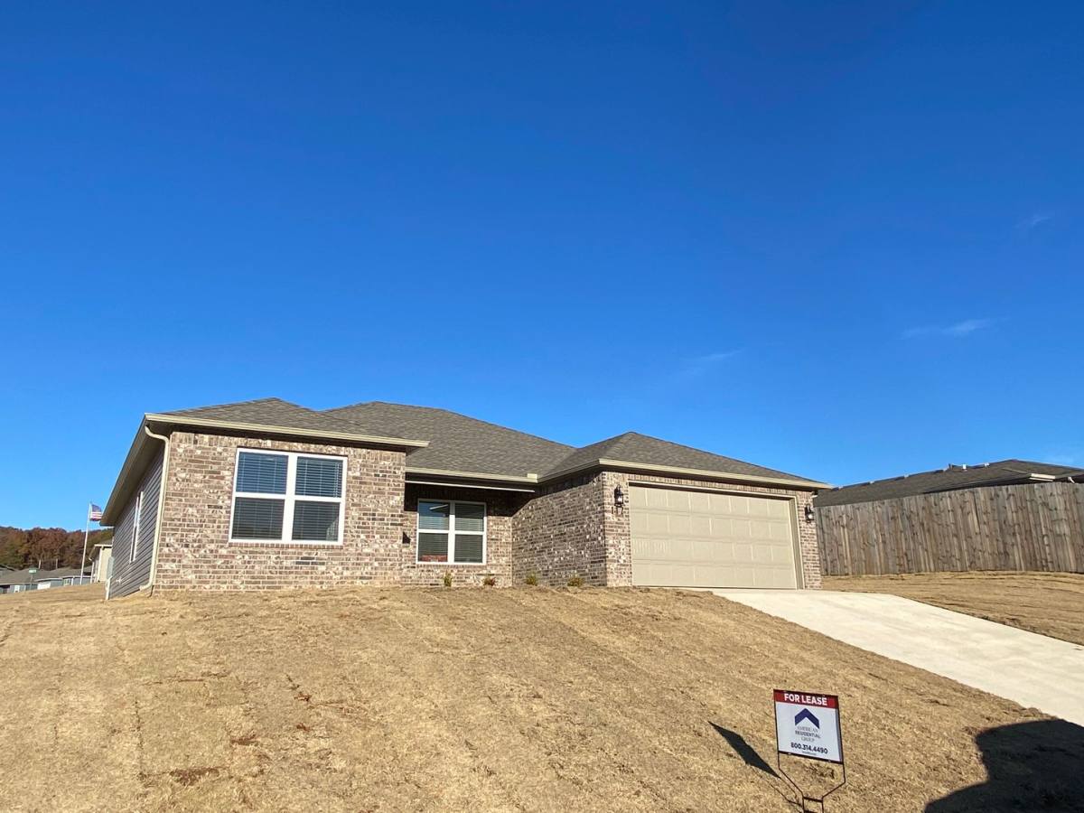 House for rent at 117 Cooper St, Huntsville, AR 72740