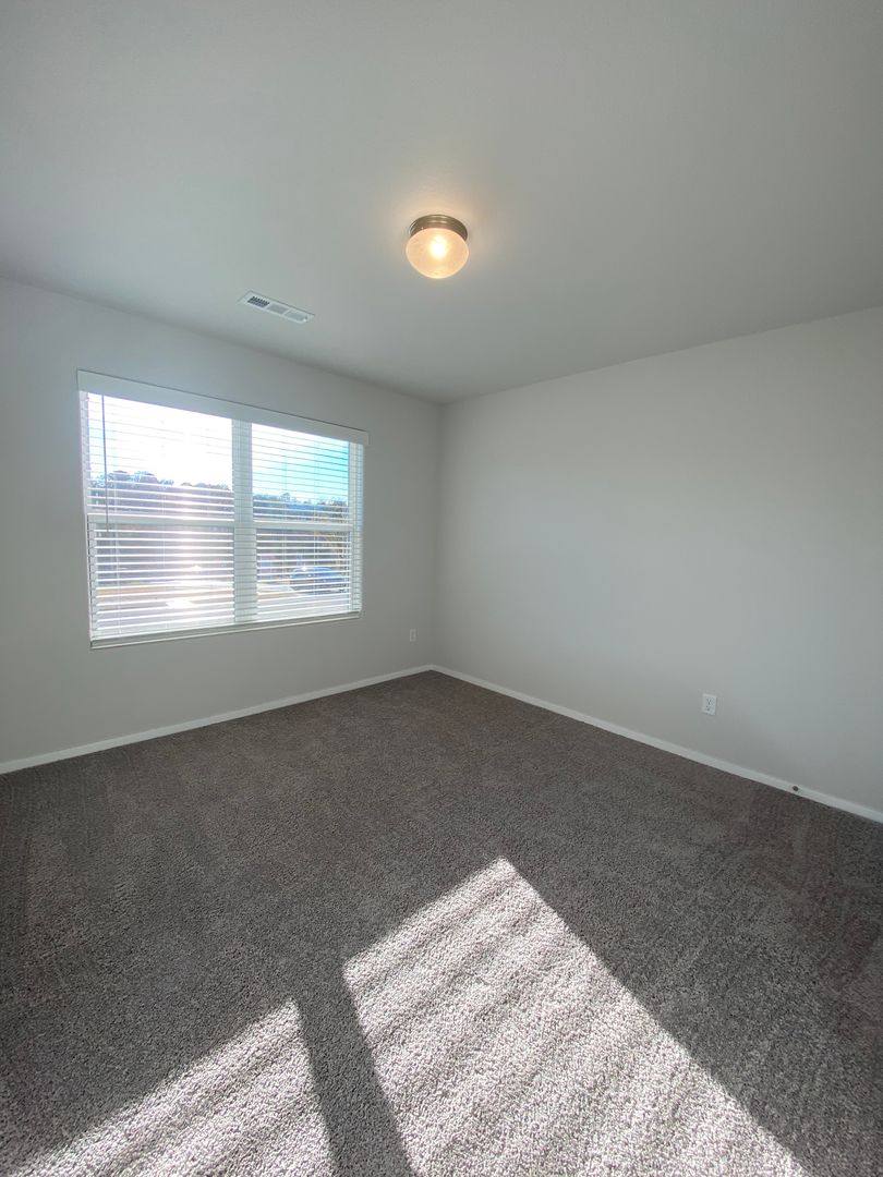House for rent at 117 Cooper St, Huntsville, AR 72740