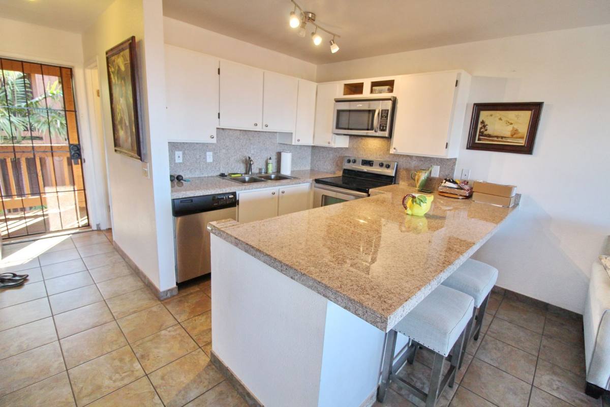 Apartment for rent at 3740 Lower Honoapiilani Rd, Lahaina, HI 96761