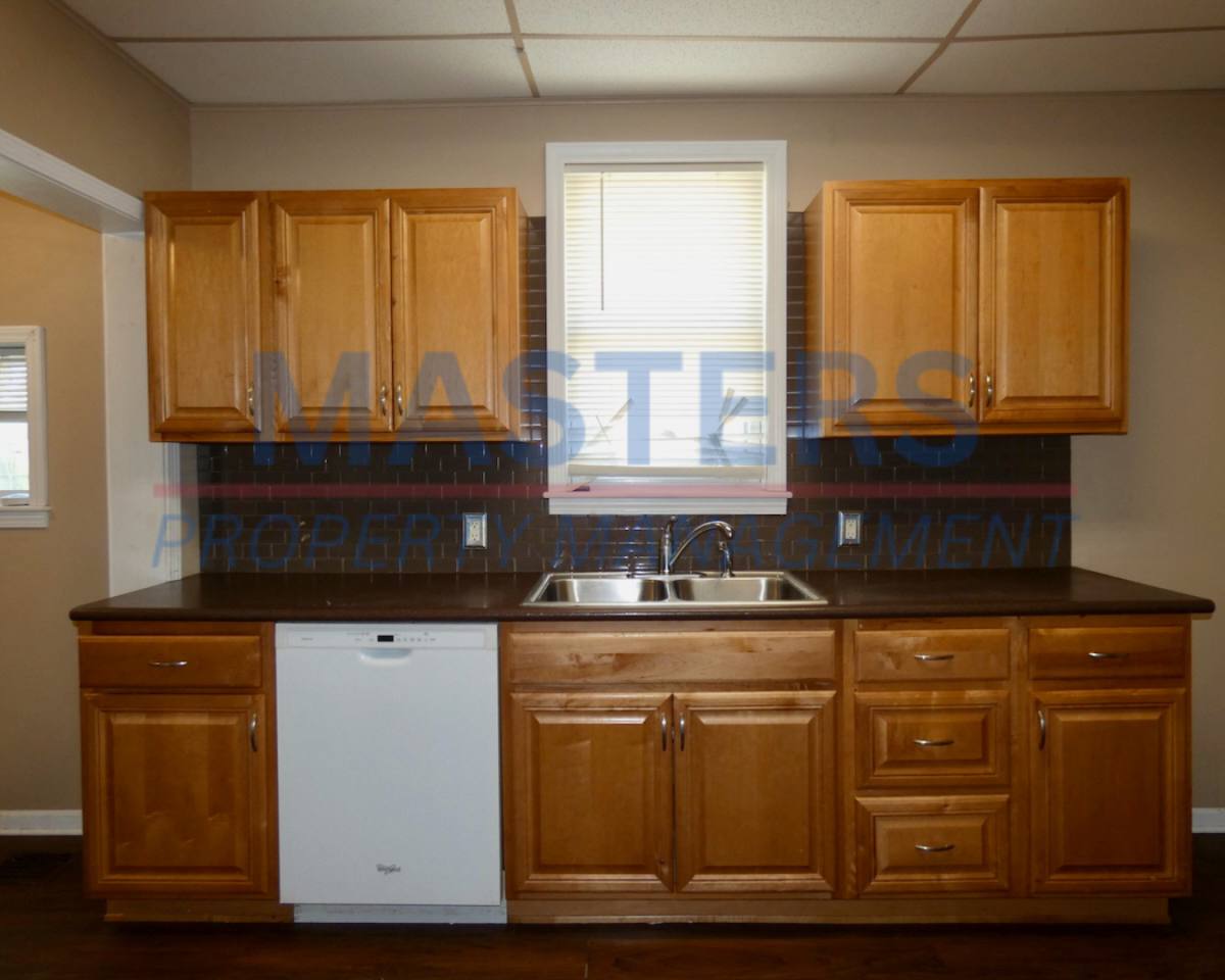 House for rent at 20 Greenwood Ave, Toledo, OH 43605
