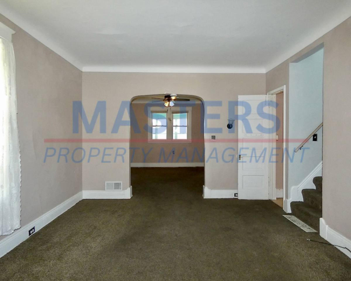 House for rent at 20 Greenwood Ave, Toledo, OH 43605