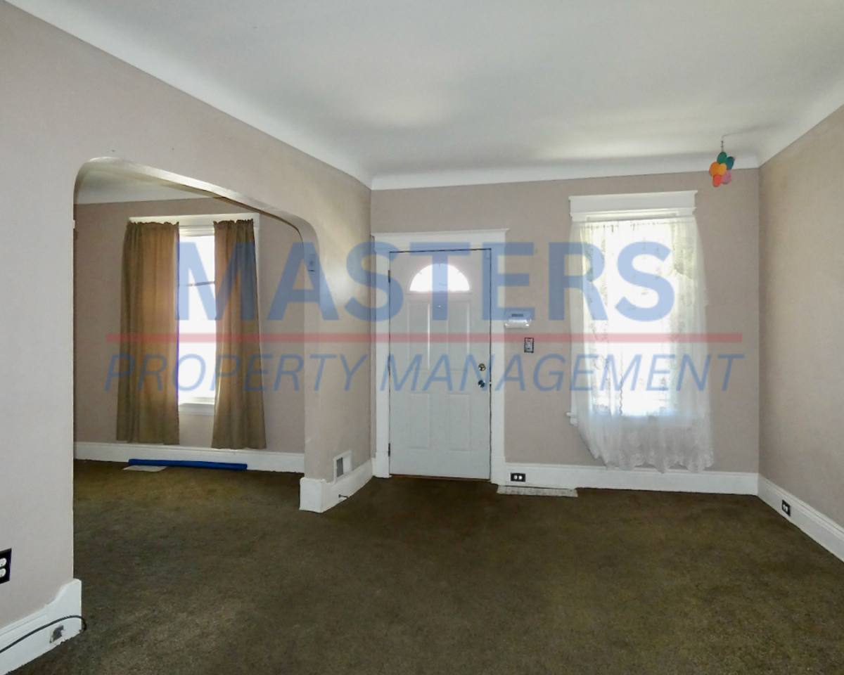 House for rent at 20 Greenwood Ave, Toledo, OH 43605