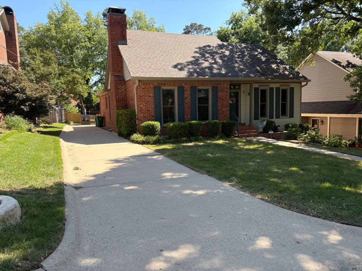House for rent at 5 Saint Thomas Court, Little Rock, AR 72211