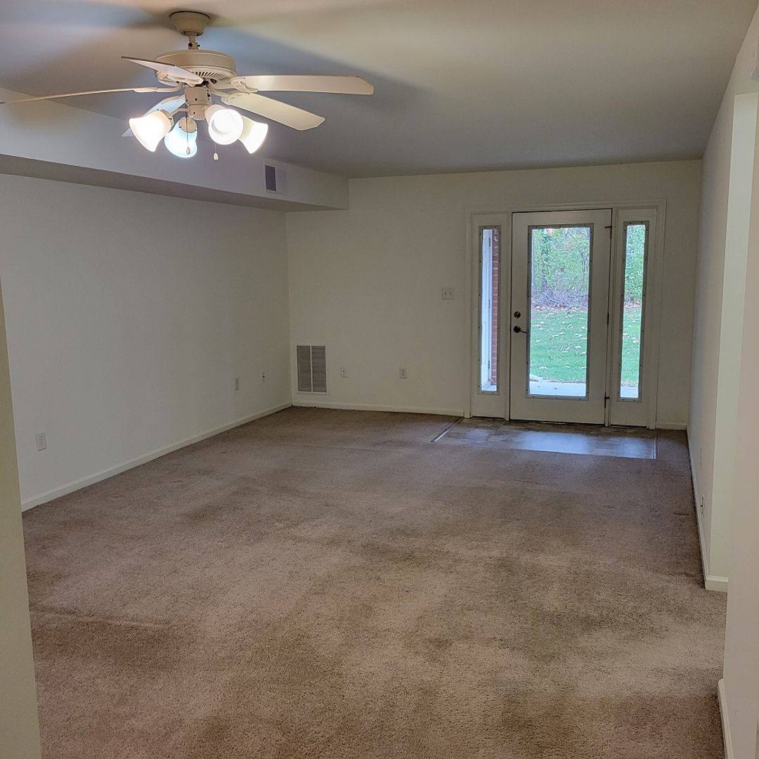 Apartment for rent at 876 Salisbury Court, Lancaster, PA 17601