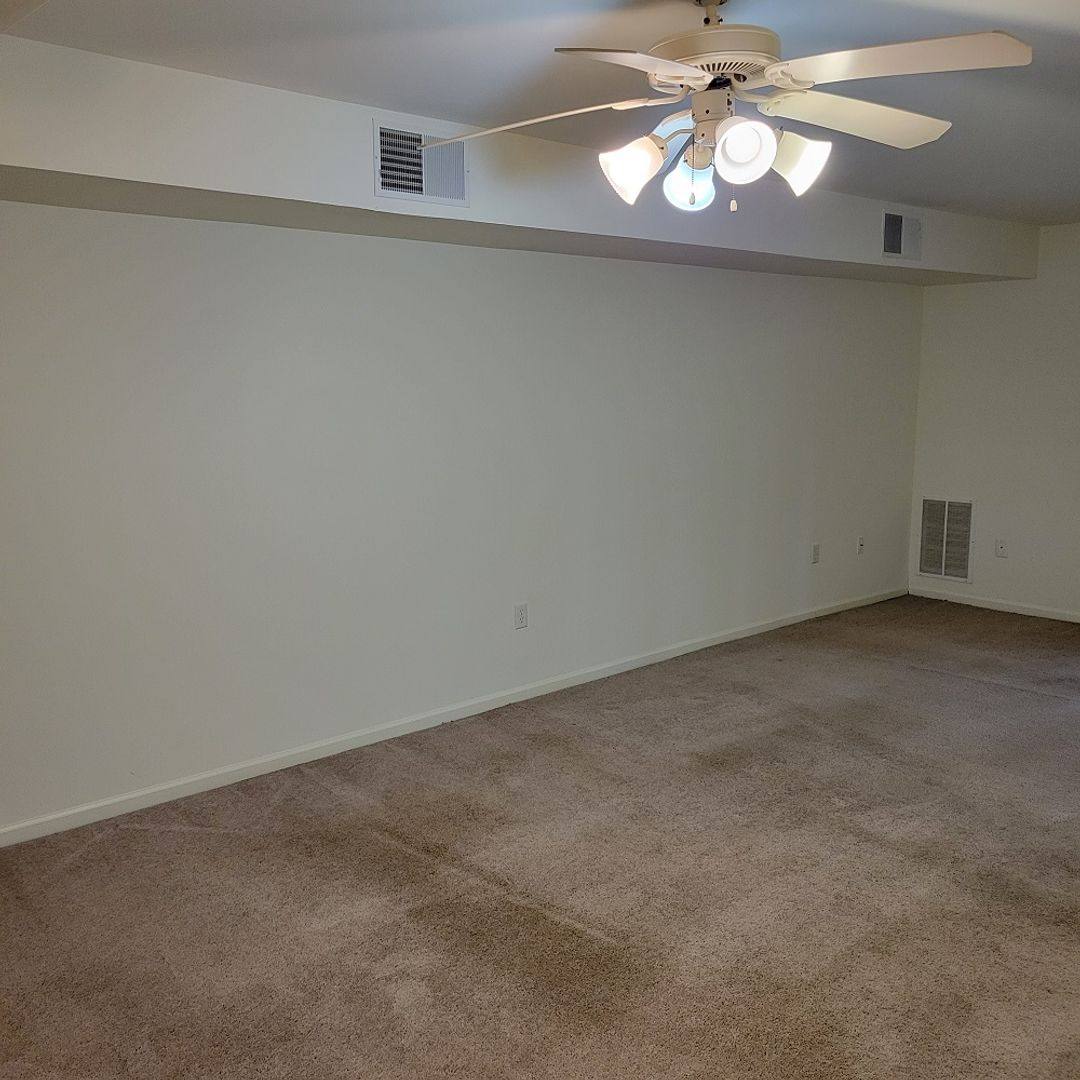 Apartment for rent at 876 Salisbury Court, Lancaster, PA 17601