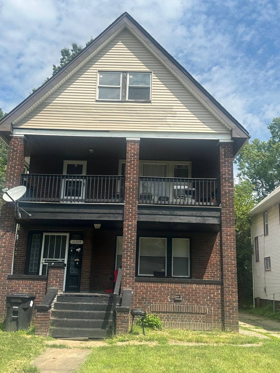 Apartment for rent at 11309 Parkview, Cleveland, OH 44104