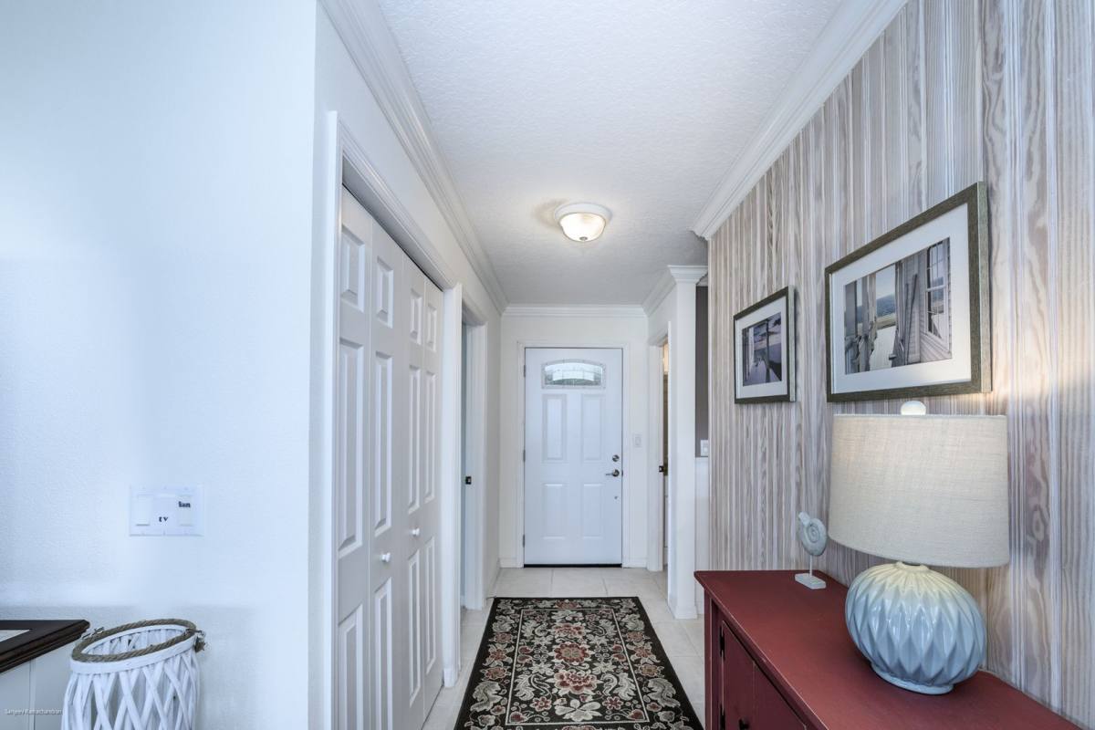 Apartment for rent at 1477 Park Beach Circle, Punta Gorda, FL 33950