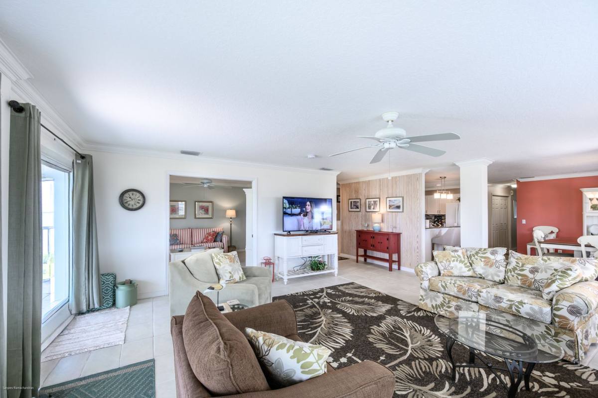 Apartment for rent at 1477 Park Beach Circle, Punta Gorda, FL 33950