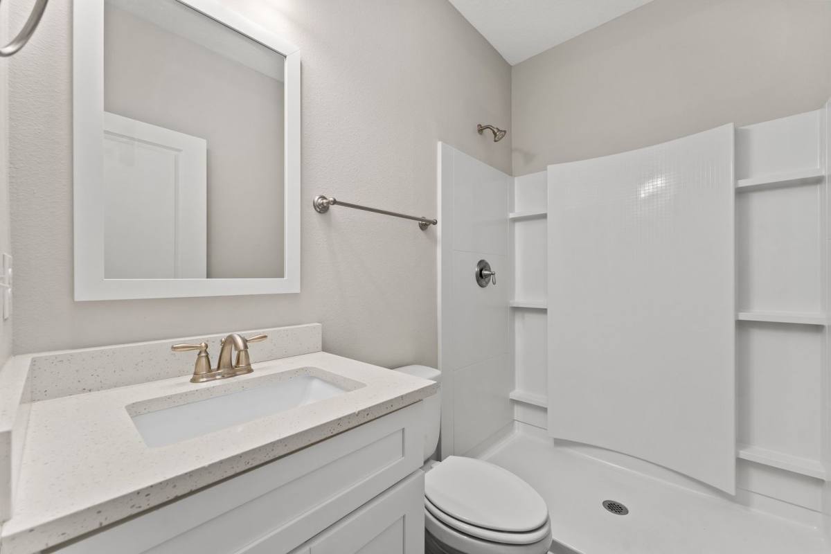 Apartment for rent at 330 N Sand Palm Rd, Freeport, FL 32439