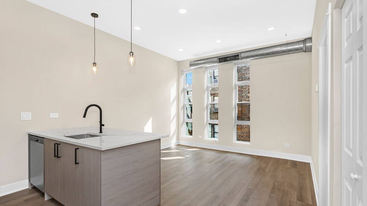 Apartment for rent at 1218 W Lexington St, Chicago, IL 60607