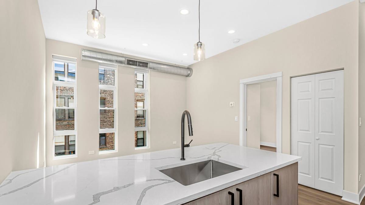 Apartment for rent at 1218 W Lexington St, Chicago, IL 60607