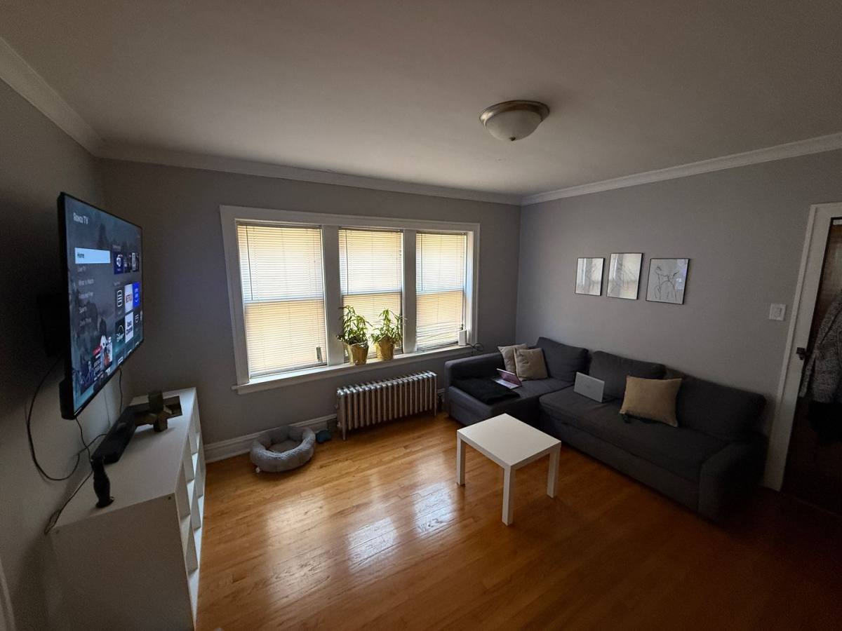 Apartment for rent at 1645 Gunderson Ave, Berwyn, IL 60402