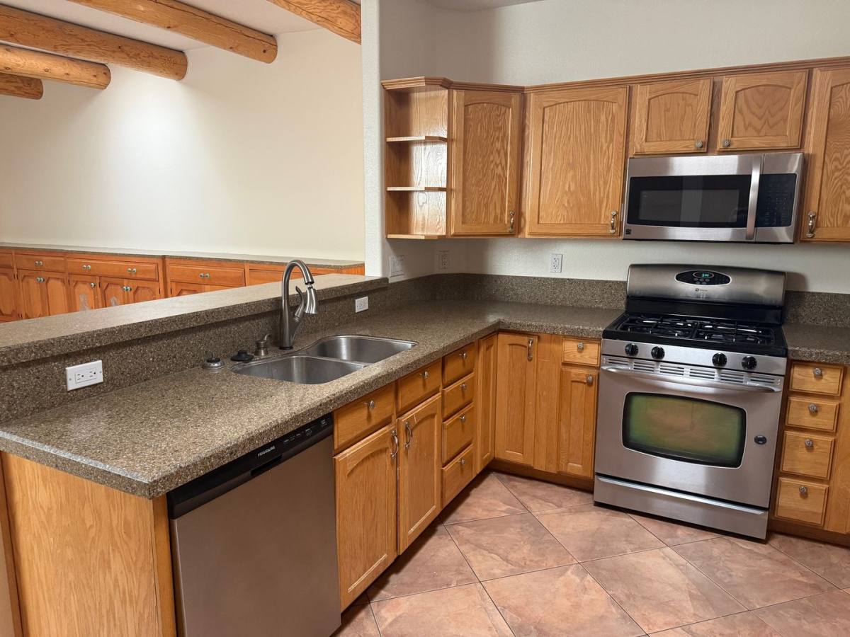 House for rent at 10133 Irbid Rd NE, Albuquerque, NM 87122