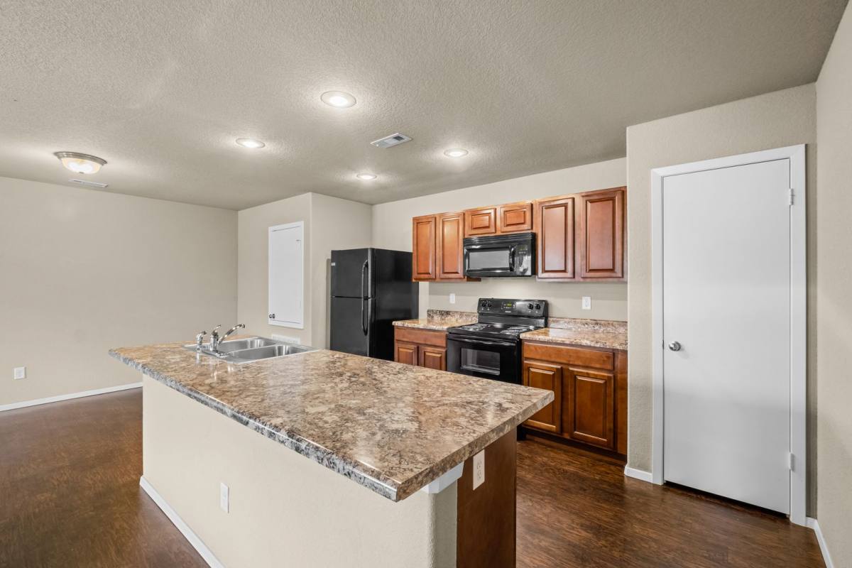 Townhouse for rent at 265 E Anabranch Court #261, Farmington, AR 72730